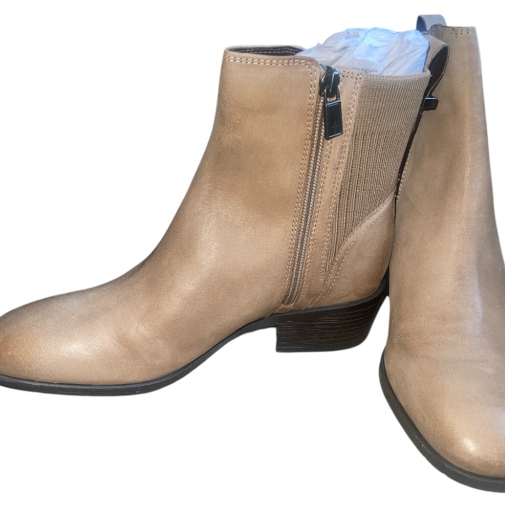 NEW💕Kenneth Cole Salt Stretch Bootie - Picture 5 of 9